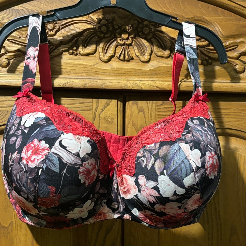 Cacique Red Floral Lace Bra